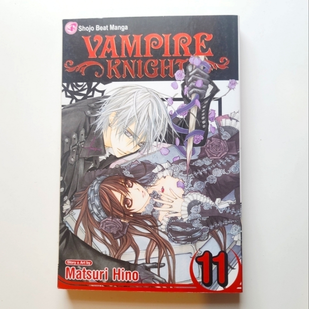 *3 for $25* Vampire Knight Manga - Volume 11 - Shojo Beat - Books